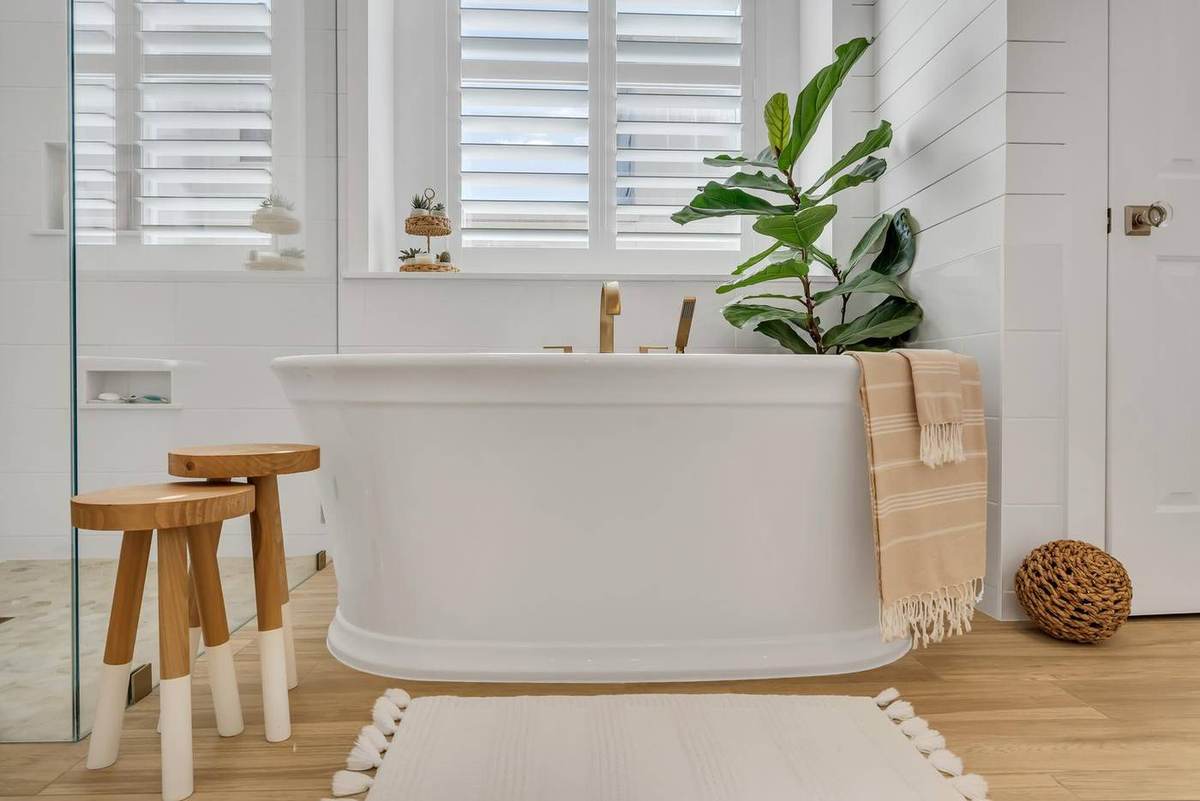 Coastal Master Bath